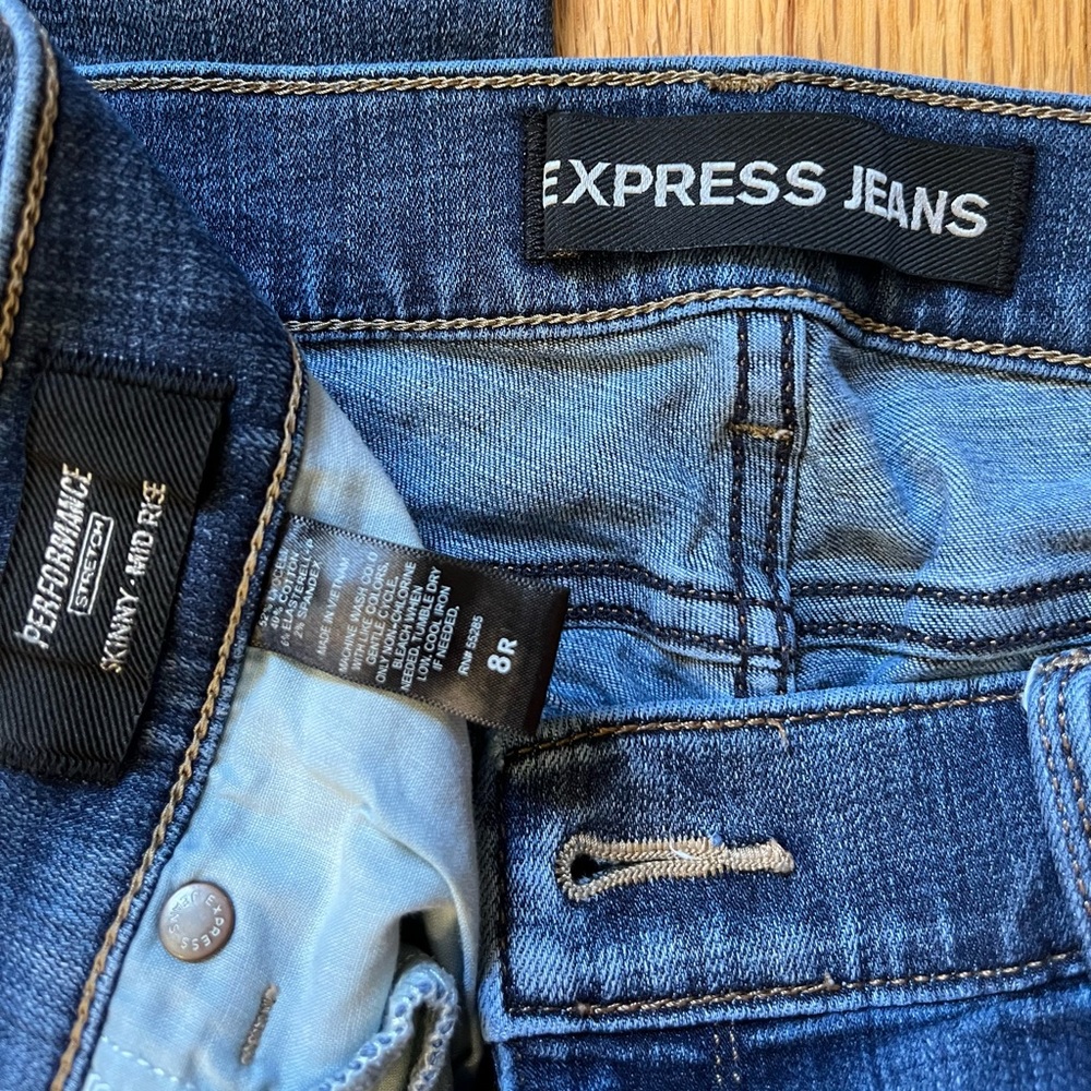 Express jeans, skinny, size 8r.